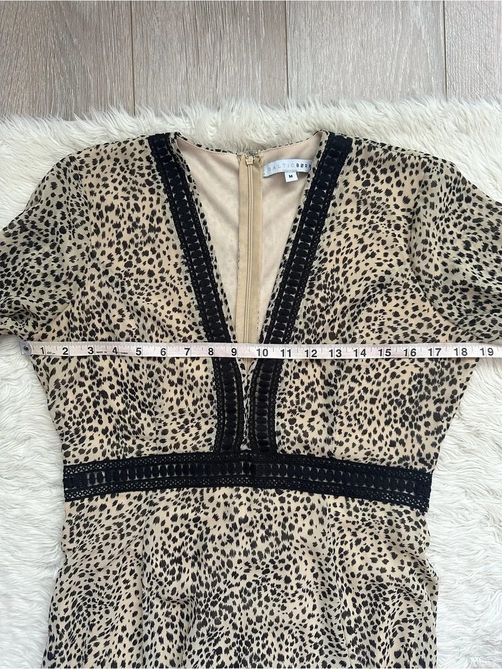 Baltic Born Dress Cha Cha Print Maxi Leopard Cheetah Long Sleeve V-neck Sz M - Picture 12 of 15